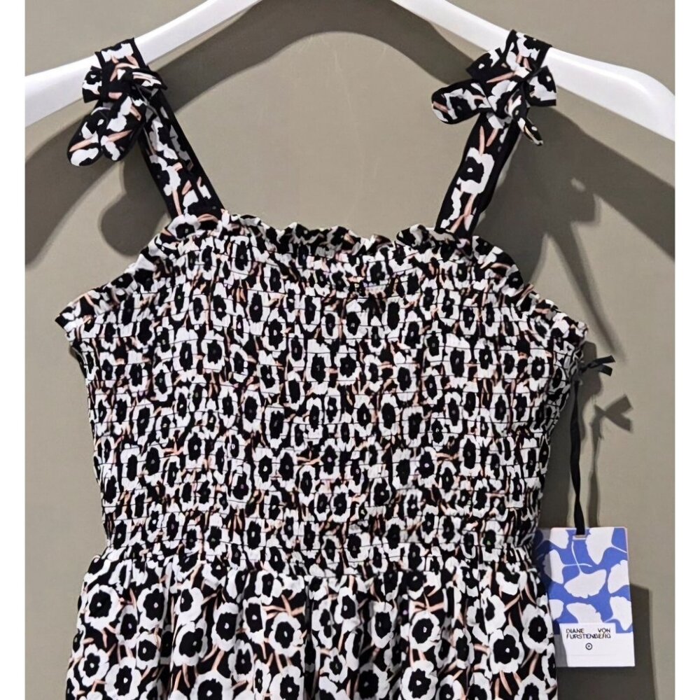 Diane Von Furstenberg Size XXS 00 Black Poppy Smocked Bodice Flared Summer Dress - Picture 3 of 10